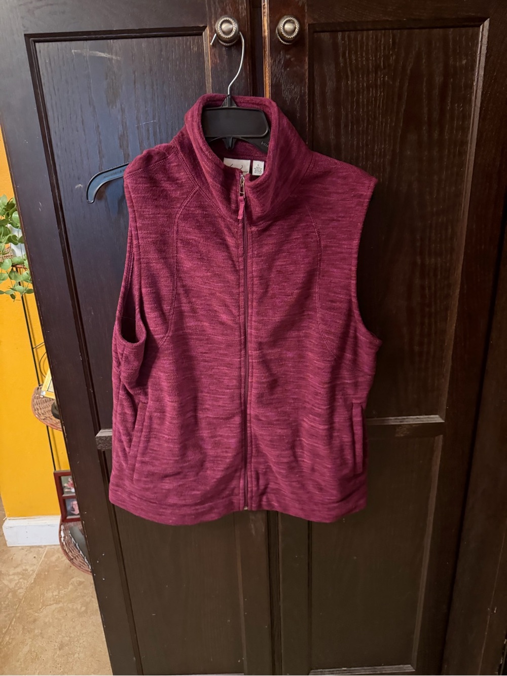 Maroon Quilted-Look Sleeveless Vest - Unbranded